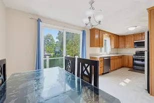 37 Dennis St, Attleboro, MA 02703 - Photo 15