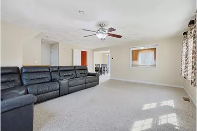 37 Dennis St #5, Attleboro, MA 02703 - Photo 3