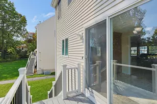 37 Dennis St, Attleboro, MA 02703 - Photo 31