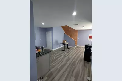 46 County St, Berkley, MA 02779 - Photo 11