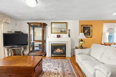36 Washington Ave, Lynn, MA 01905 - Photo 3