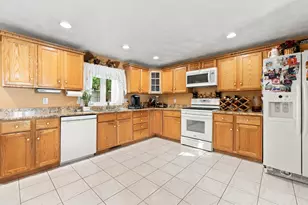 36 Washington Ave, Lynn, MA 01905 - Photo 5