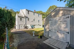 124 Windham Rd, Boston, MA 02136 - Photo 27