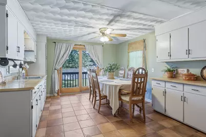 49 Crest St, Ludlow, MA 01056 - Photo 5