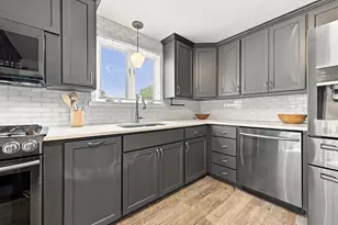 2 Azalea Rd, Newburyport, MA 01950 - Photo 7