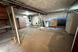 32 Aldrich St, Boston, MA 02131 - Photo 19