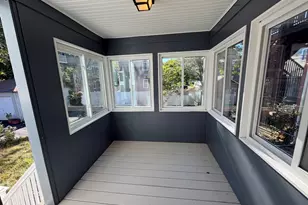 32 Aldrich St, Boston, MA 02131 - Photo 9