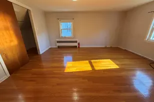 32 Aldrich St, Boston, MA 02131 - Photo 11