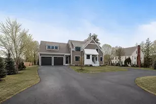 41 Lantern Ln, Braintree, MA 02184 - Photo 1