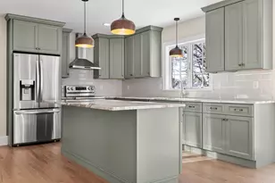 41 Lantern Ln, Braintree, MA 02184 - Photo 3
