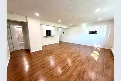 26 Willis St #12, Framingham, MA 01702 - Photo 9