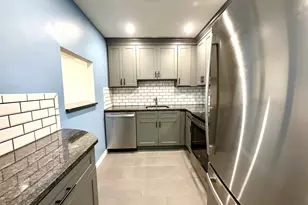 26 Willis St, Framingham, MA 01702 - Photo 3