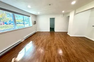 26 Willis St, Framingham, MA 01702 - Photo 7
