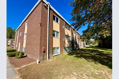 26 Willis St #12, Framingham, MA 01702 - Photo 17