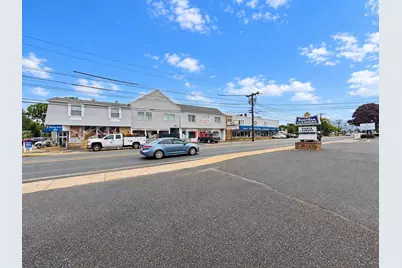 235 Barnstable Rd, Barnstable, MA 02601 - Photo 3