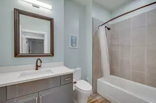 60 Cross St E, Somerville, MA 02145 - Photo 17