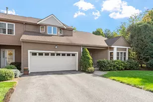 1102C Ridgefield Cir, Clinton, MA 01510 - Photo 1