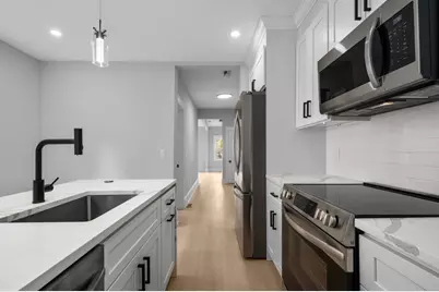21 Jefferson Ave, Chelsea, MA 02150 - Photo 9