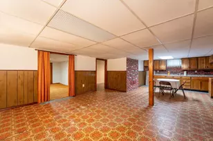 126 Clay St, Pawtucket, RI 02860 - Photo 3