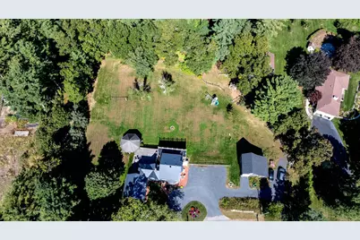 18 Lakeview St, Carver, MA 02330 - Photo 35
