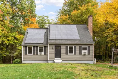 104 Sawyer St, Gardner, MA 01440 - Photo 1