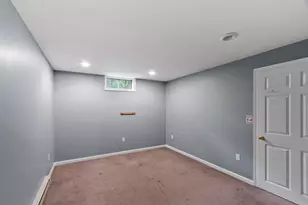 104 Sawyer St, Gardner, MA 01440 - Photo 31