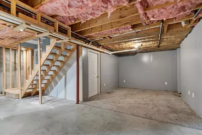 104 Sawyer St, Gardner, MA 01440 - Photo 29