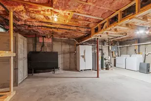 104 Sawyer St, Gardner, MA 01440 - Photo 33