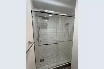 112 Saratoga St #1, Lawrence, MA 01841 - Photo 9