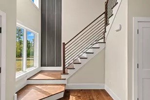 11 Hiawatha Trl, Bridgewater, MA 02324 - Photo 17