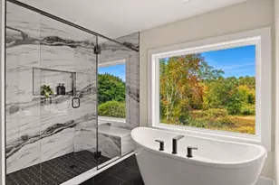 11 Hiawatha Trl, Bridgewater, MA 02324 - Photo 23