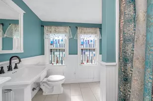 37 Dudley St, North Andover, MA 01845 - Photo 19