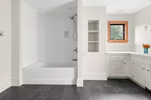 20 Chestnut St, Newburyport, MA 01950 - Photo 19