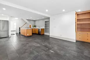 20 Chestnut St, Newburyport, MA 01950 - Photo 25