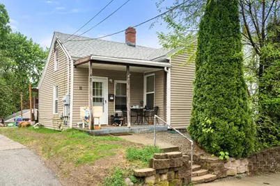 11-15 5th Ave, Webster, MA 01570 - Photo 3
