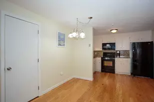 305 Pine St, Lowell, MA 01851 - Photo 3