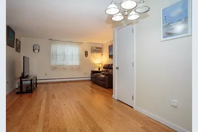 305 Pine St #6, Lowell, MA 01851 - Photo 5