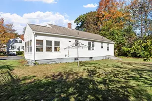29 Elizabeth St, Gardner, MA 01440 - Photo 25