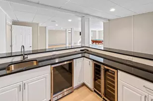 102 Ray Peck Dr, Dartmouth, MA 02748 - Photo 27
