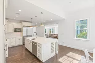 102 Ray Peck Dr, Dartmouth, MA 02748 - Photo 11