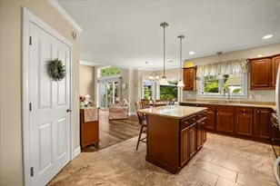 1 Crow's Nest Ln, Marshfield, MA 02050 - Photo 5