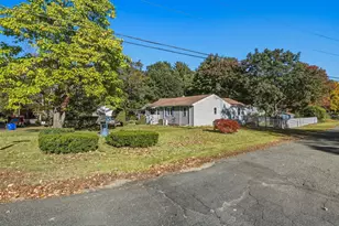 91 Batchelor St, Granby, MA 01033 - Photo 37