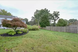 318 Essex St, Whitman, MA 02382 - Photo 35