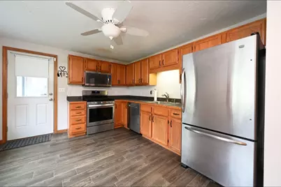 318 Essex St, Whitman, MA 02382 - Photo 7