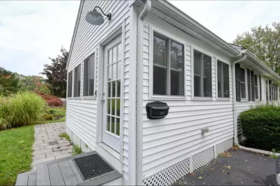 318 Essex St, Whitman, MA 02382 - Photo 5