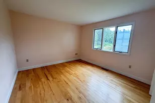 105 N Valley Rd, Pelham, MA 01002 - Photo 15