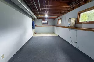 105 N Valley Rd, Pelham, MA 01002 - Photo 33
