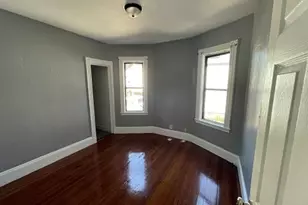 76 Bellevue St, Boston, MA 02125 - Photo 15