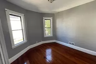76 Bellevue St, Boston, MA 02125 - Photo 17