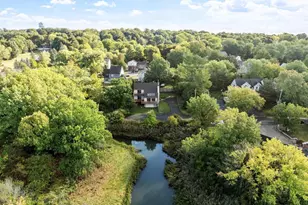 7 Hutton St, Danvers, MA 01923 - Photo 5